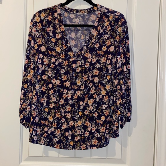 Two by Vince Camuto Tops - Two by Vince Camino top NWOT